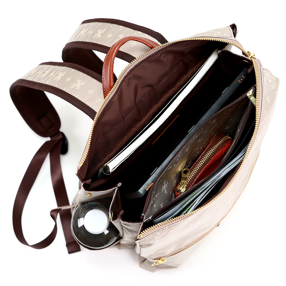 キャドリュック』(全2色)シザークリスタ/豊富なポケットで収納上手 A4